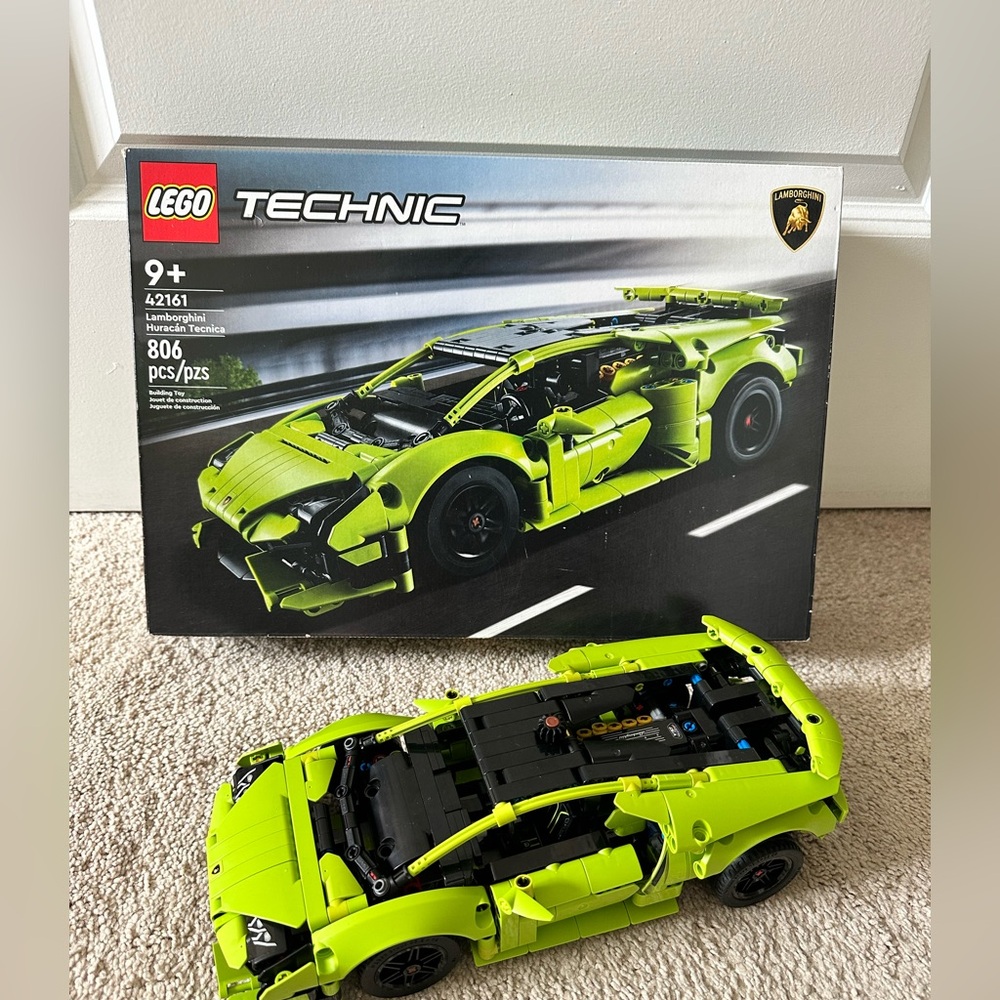 LEGO Technic Lamborghini Huracán Tecnica Advanced Sports Car Building Kit